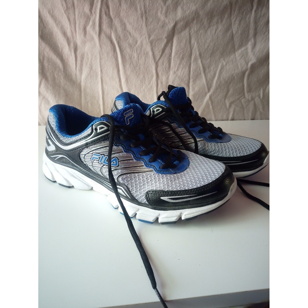 Fila Men's Tennis Shoes Size 7 1/2 Pre Owned